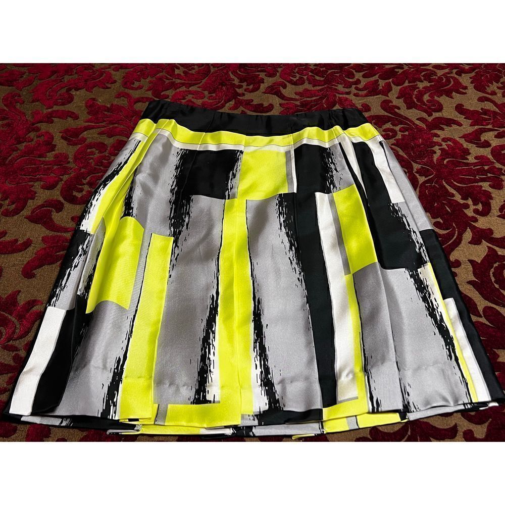 Carlisle Yellow,Black, & Gray Silk Pleated Skirt Size 4